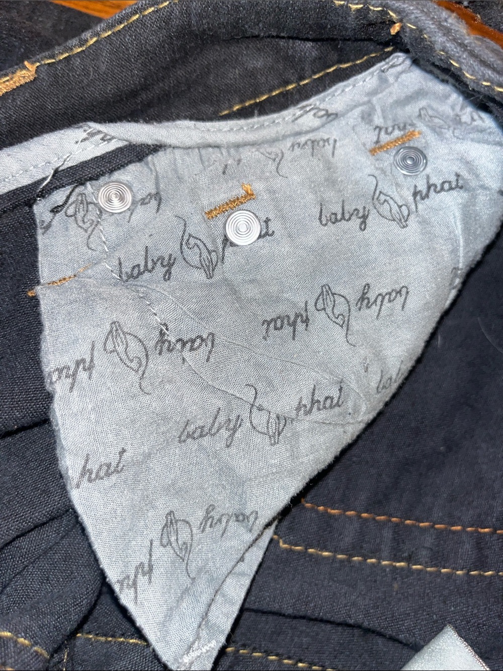 Vintage Baby Phat | Black Flare Jeans with Embroidered Back Detail - Picture 8 of 8
